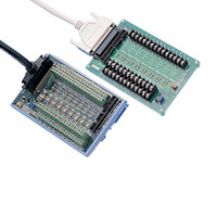ADVANTECH CJC回路搭載産業用ワイヤリング端子ボード (PCLD-8710-AE)画像